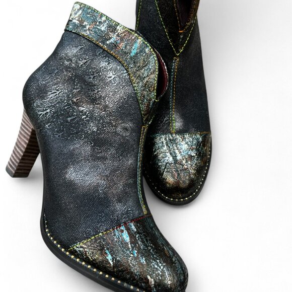 L'ARTISTE SPRING STEP Eleni Black Metallic Embossed Leather Bootie size 37EU - Picture 1 of 13